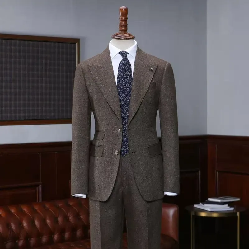 Coffee Peaked Lapel Business Suits Men Two Pieces Tuxedos