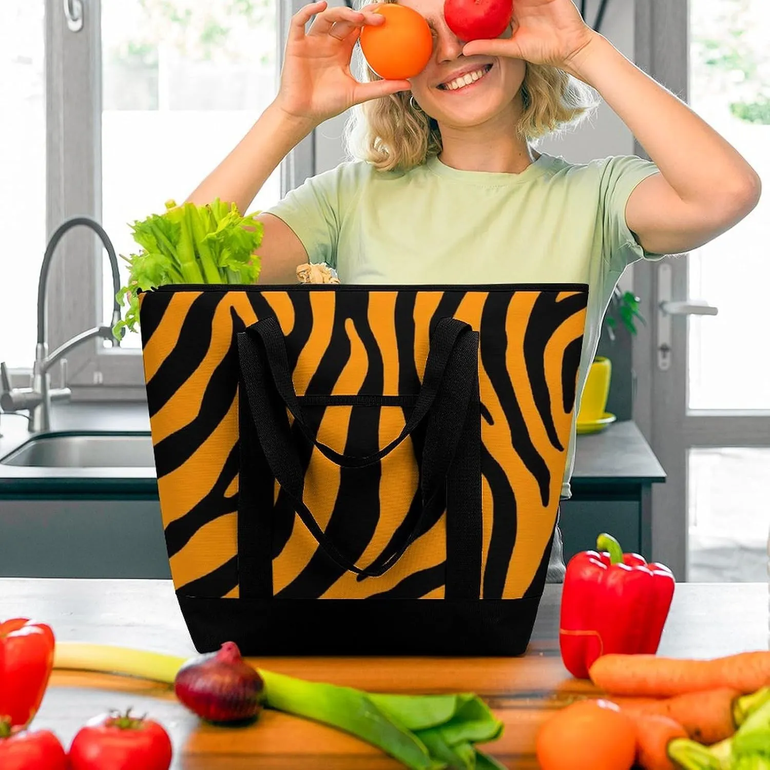 Fashionable Large Thermal Tote Bag Insulated Work/Commute Bag For Women & Men
