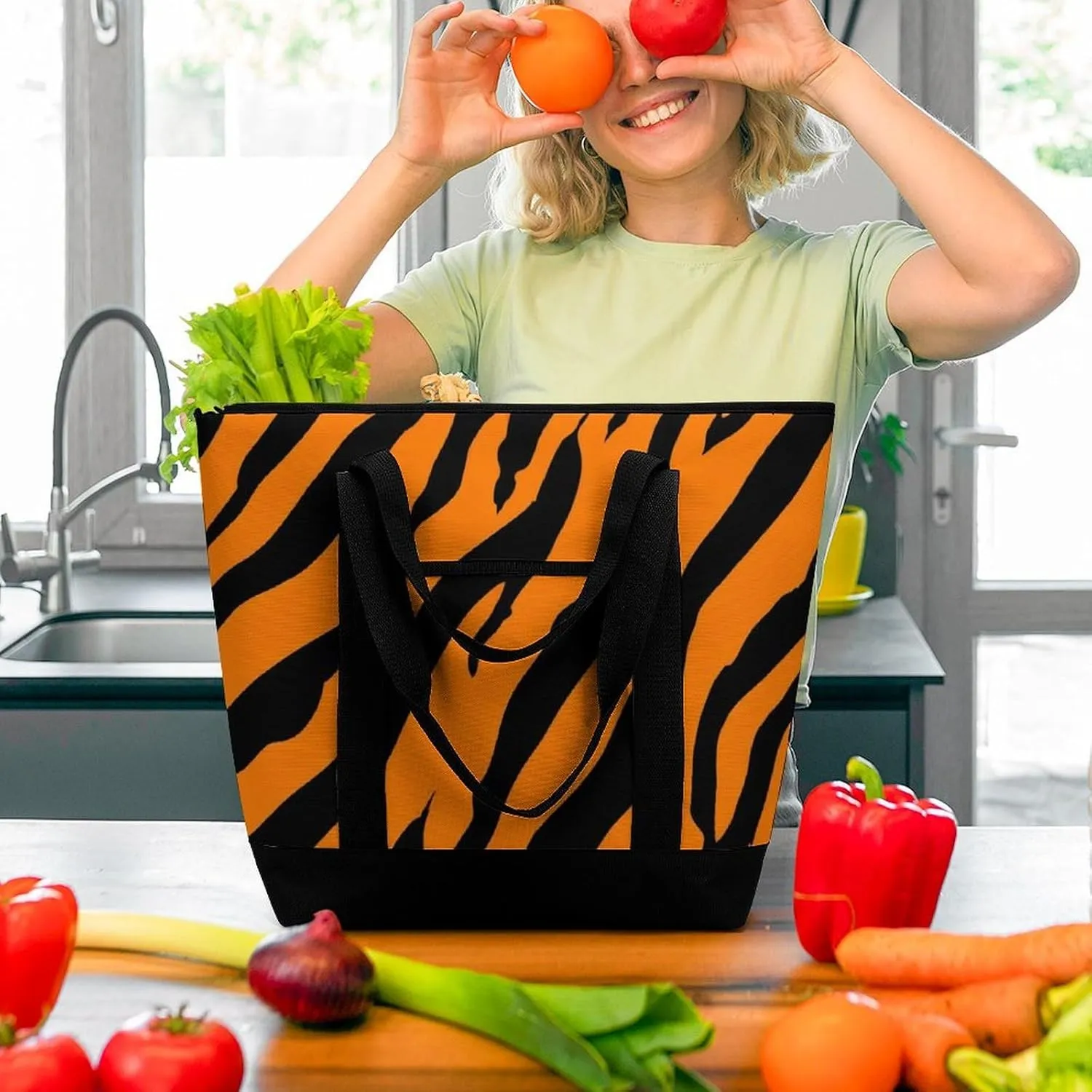 Fashionable Large Thermal Tote Bag Insulated Work/Commute Bag For Women & Men