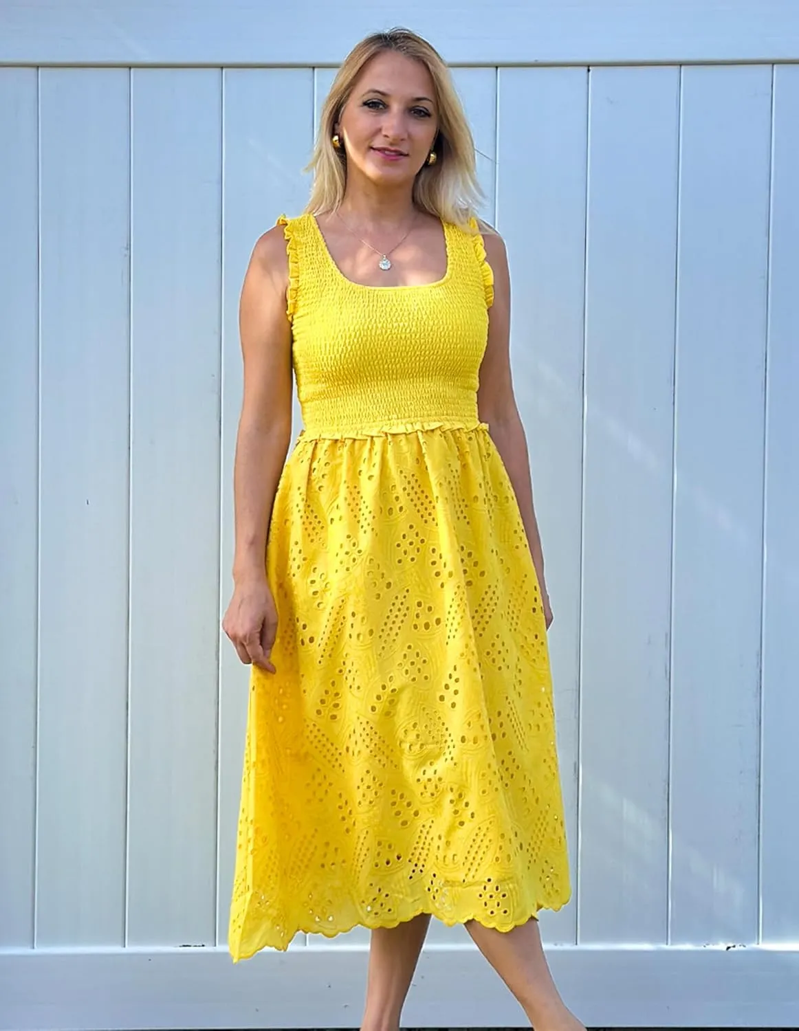 GRACE KARIN 2025 Womens Dress Summer Sleeveless Casual Vacation Embroidered Midi Dress with Pockets