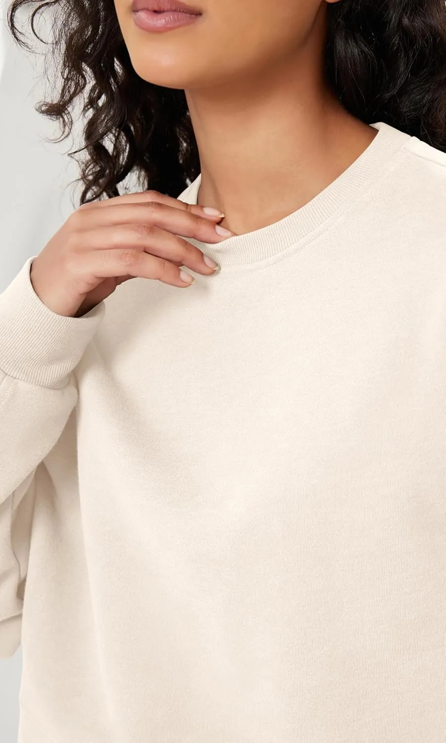 ODODOS Women's Fleece Lined Oversized Cropped Sweatshirts Long Sleeve Crew Neck Pullover Crop Top