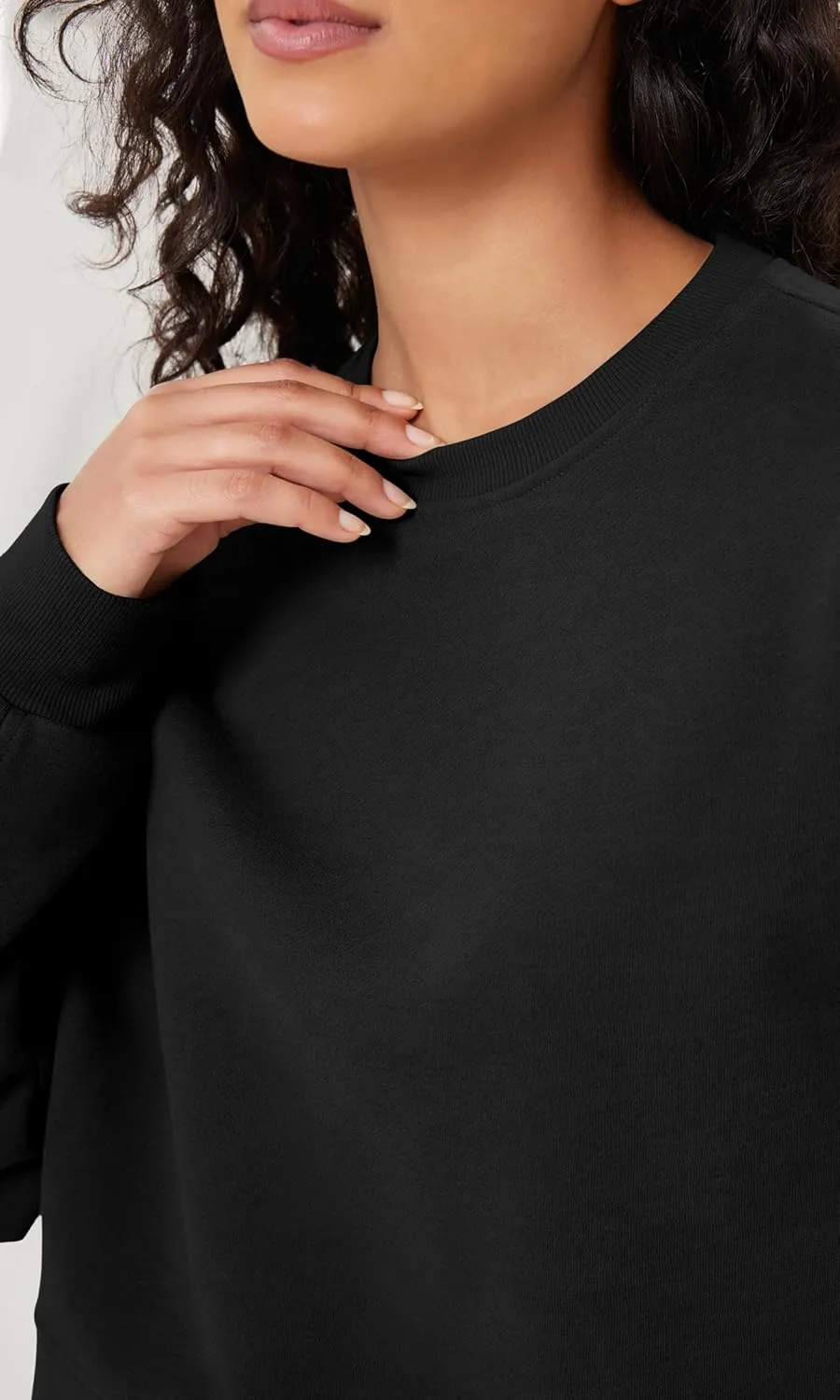 ODODOS Women's Fleece Lined Oversized Cropped Sweatshirts Long Sleeve Crew Neck Pullover Crop Top