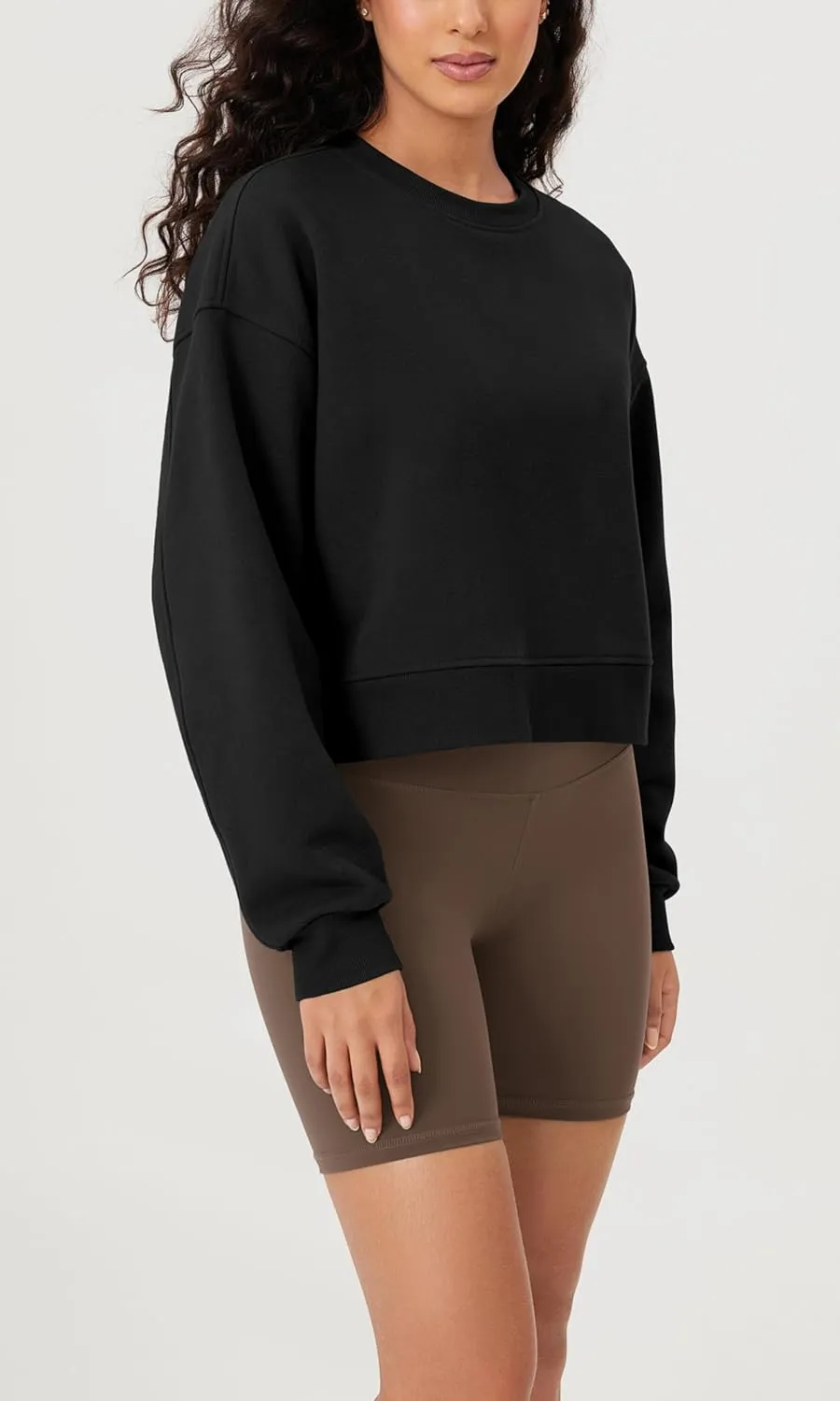 ODODOS Women's Fleece Lined Oversized Cropped Sweatshirts Long Sleeve Crew Neck Pullover Crop Top