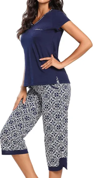 Two Piece Outfits Womens Pajamas Short Sleeve Sleepwear Tops and Capri Pants Pjs Print Pajama Sets