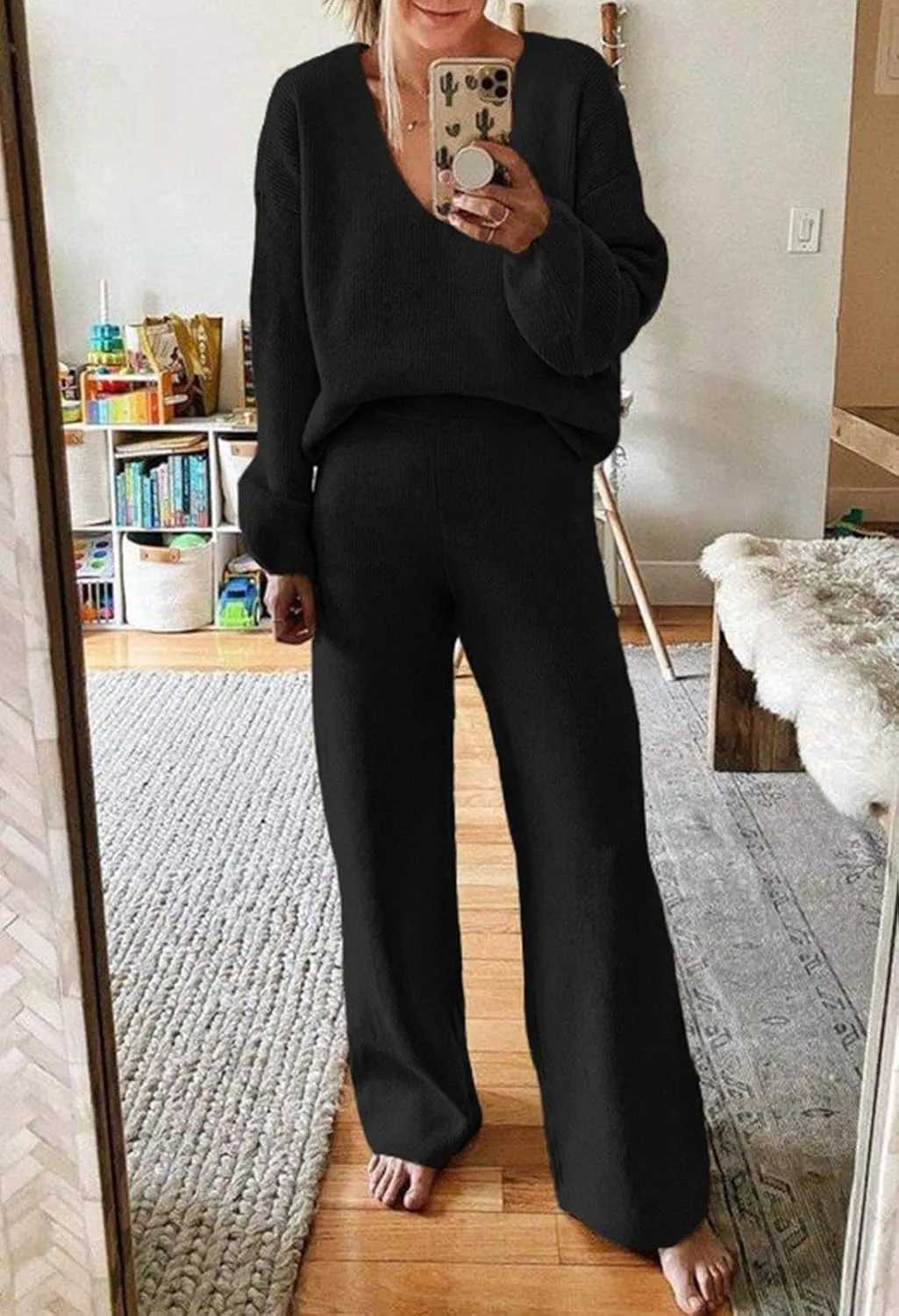 Viottiset Women's 2 Piece Outfits Casual V Neck Knit Wide Leg Sweater Lounge Set Sweatsuit