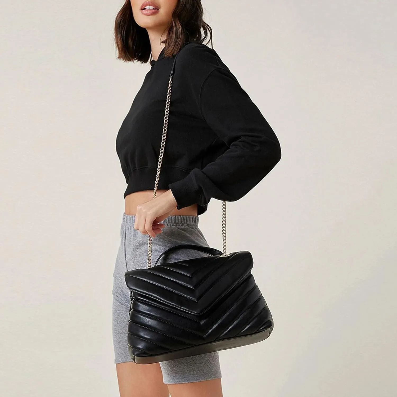 Women Shoulder Bag, Fashionable Quilted Vegan leather Crossbody Purses with Adjustable Chain Designer Purses
