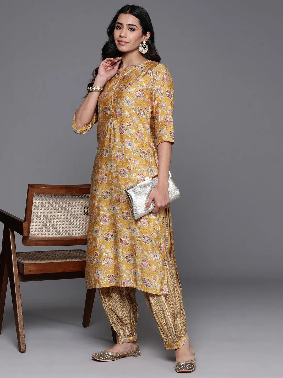 Yellow Printed Silk Blend Straight Kurta Set