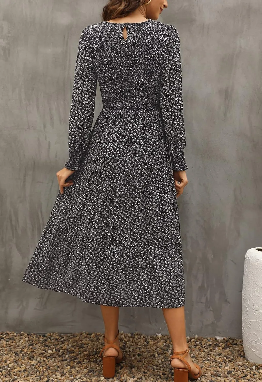 Zattcas Womens Fall Dresses 2025 Casual Long Sleeve Smocked Boho Floral Tiered Midi Wedding Guest Dress with Pockets